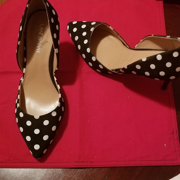 Slightly worn shoes - Picture 2 of 4